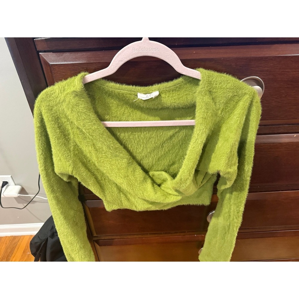 Bobble and Lace Boutique Brand Cropped Sweater